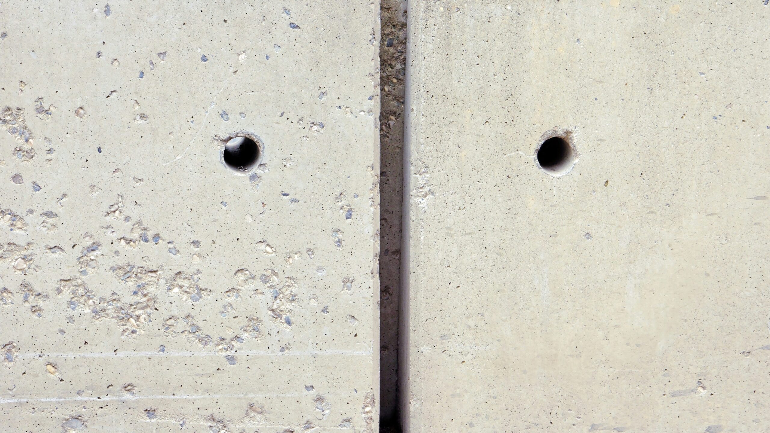 Before and after photo showcasing successful mold remediation